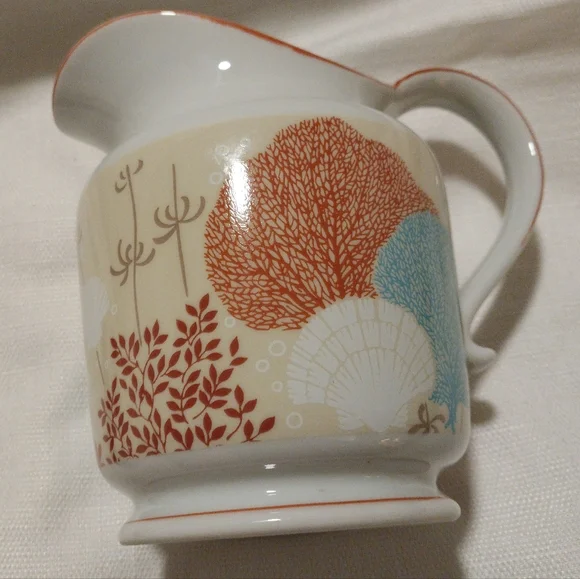 Ames Made in Japan Vintage Mid-Century Ceramic Bath/Wash Set